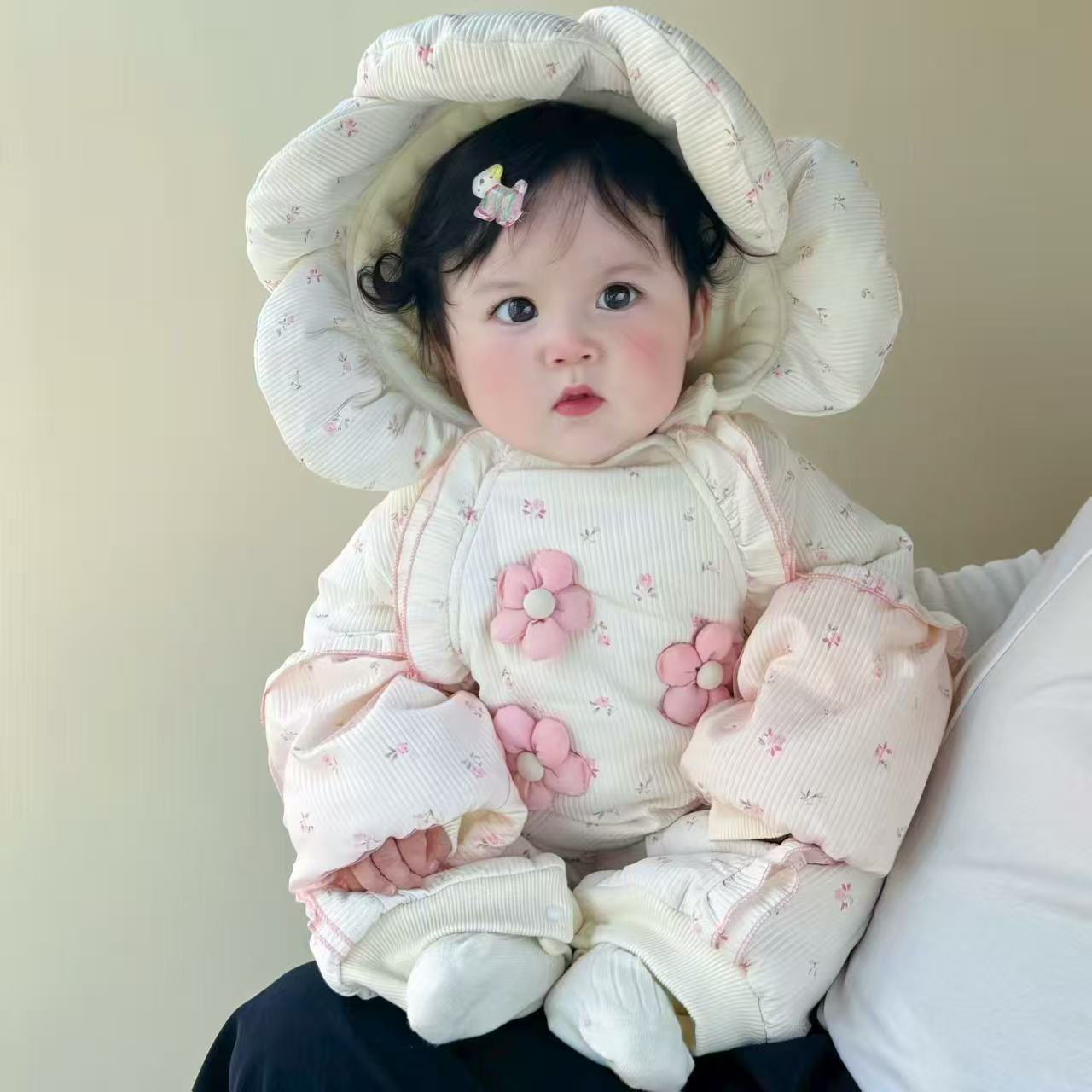 超萌婴儿衣服冬装淑女宝宝连体衣加厚公主保暖哈衣抱衣棉服外出服