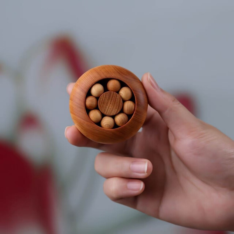 Fortune-turning hand toy, wooden fortune ball, sandalwood hand ball, stress-relief fidget spinner, collectible hand toy, wind-fire wheel Fortune-turning hand toy, wooden fortune ball, sandalwood hand ball, stress-relief fidget spinner, collectible hand toy, wind-fire wheel
