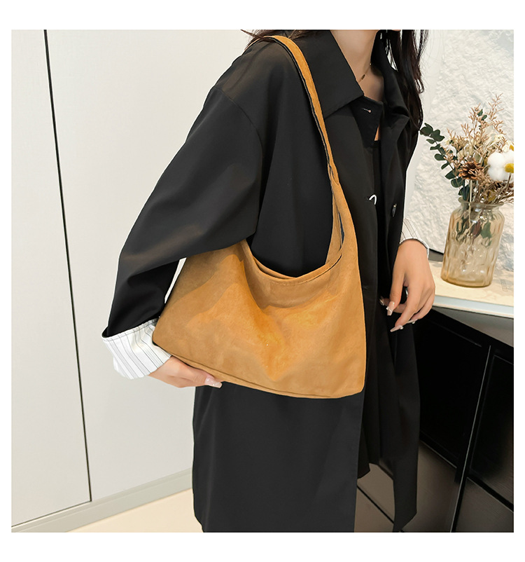 Retro casual commuting large-capacity bag for women, 2024 new autumn and winter suede tote bag, niche casual single-shoulder bag undefined