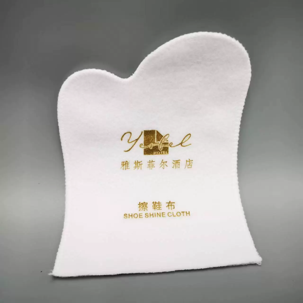 Одноразовая ткань для чистки обуви в отеле