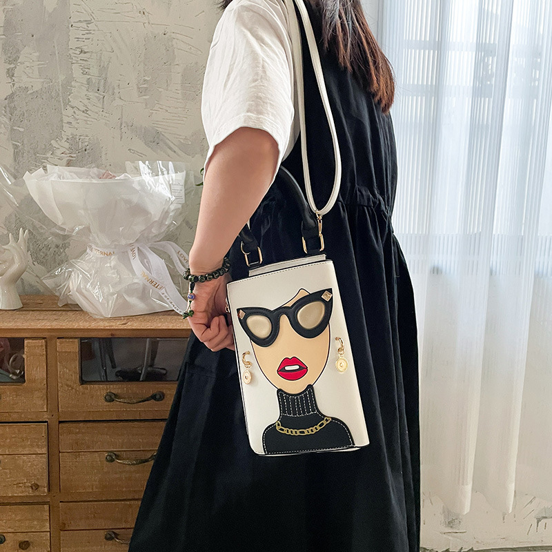 345g Weight Cotton Lining Material Sewing Thread Fashion Element Zipper Closure Type Single Shoulder Strap Strap Type Crossbody Bag Bags Type Casual, Shopping Occasion Pu Leather Material Human Pattern All Seasons Season Women's Gender Streetwear Style Square Shape Medium Size Women's Medium Pu Leather Human Streetwear Sewing Thread Square Zipper Crossbody Bag 99