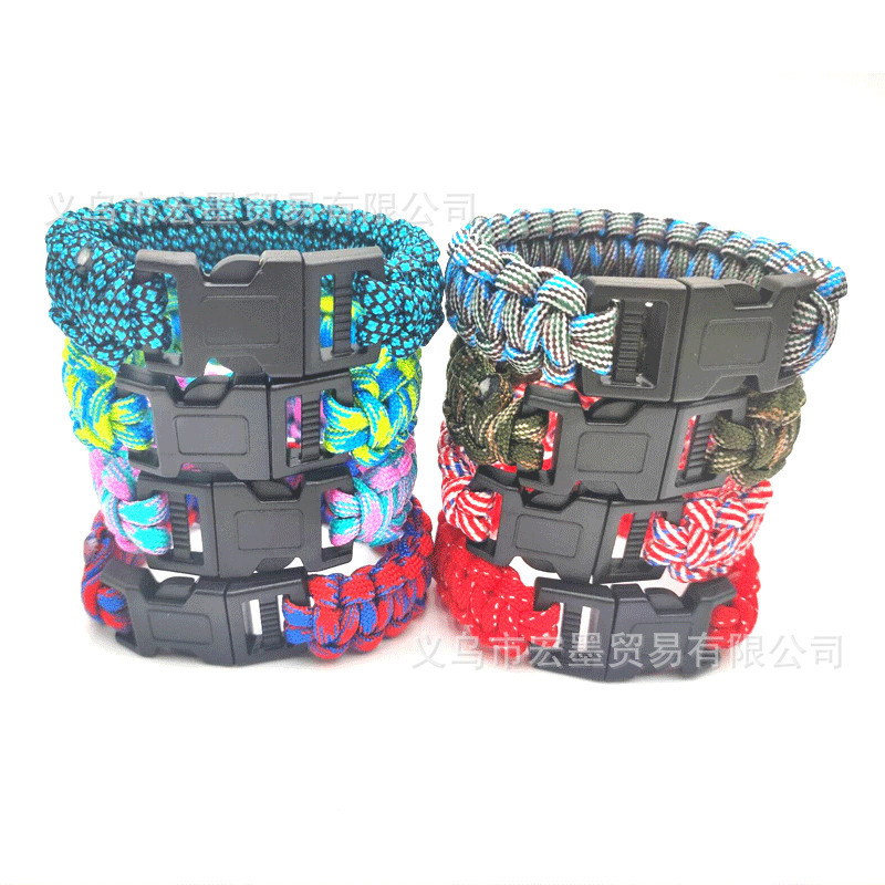 Outdoor woven bracelet Survival Survival umbrella rope bracelet men and women handmade DYI group building souvenir bracelet manufacturer in stock