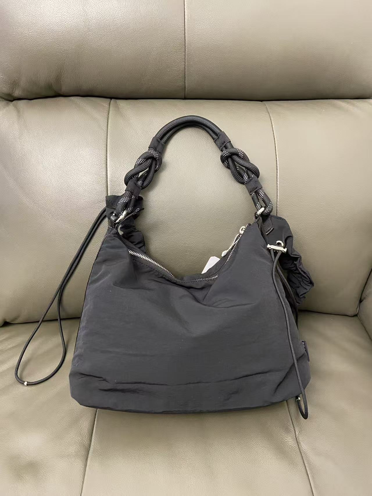 LU Convertible 1.5L 6.5L 16L Large Capacity Hobo Bag Pleated Cloud Crossbody Underarm Bag