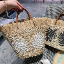 超大容量沙滩包水草编织包绣花白色树叶拉菲草毛毛流苏手提单肩女