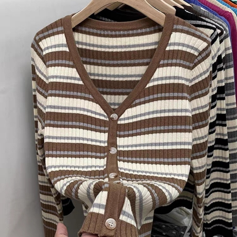 K Soft And Thin Short-sleeved V-neck Striped Sweater For Women; Can Be Worn As A Cardigan Or As A Base Layer_voghion.com