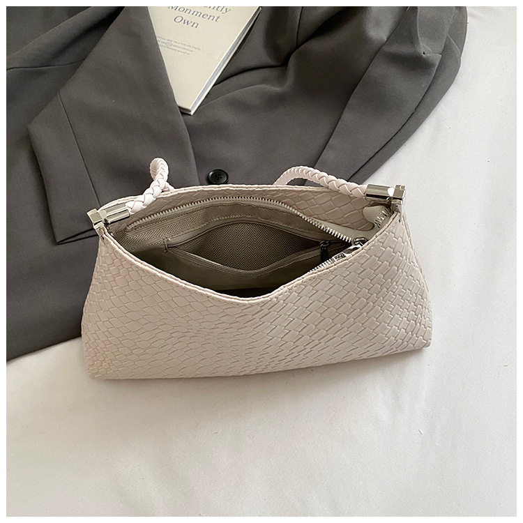 Solid color casual woven pattern large-capacity fashionable 2025 retro new style, elegant underarm bag, single-shoulder hand-carry ladies' bag undefined