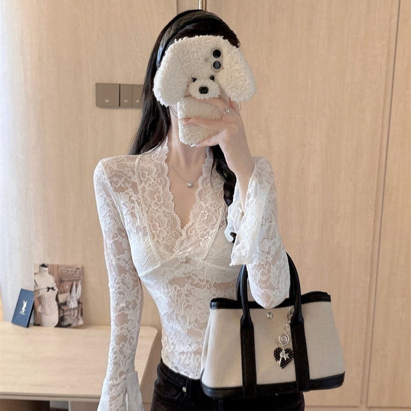 5265 # Summer new style, pure and alluring lace-trimmed V-neck long-sleeve T-shirt for women, slim-fit and short top 5265 # Summer new style, pure and alluring lace-trimmed V-neck long-sleeve T-shirt for women, slim-fit and short top