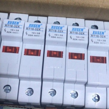 RT14  RT18-32X 63X RT18-125 HG30熔断器隔离开关（RT28 NRT28)