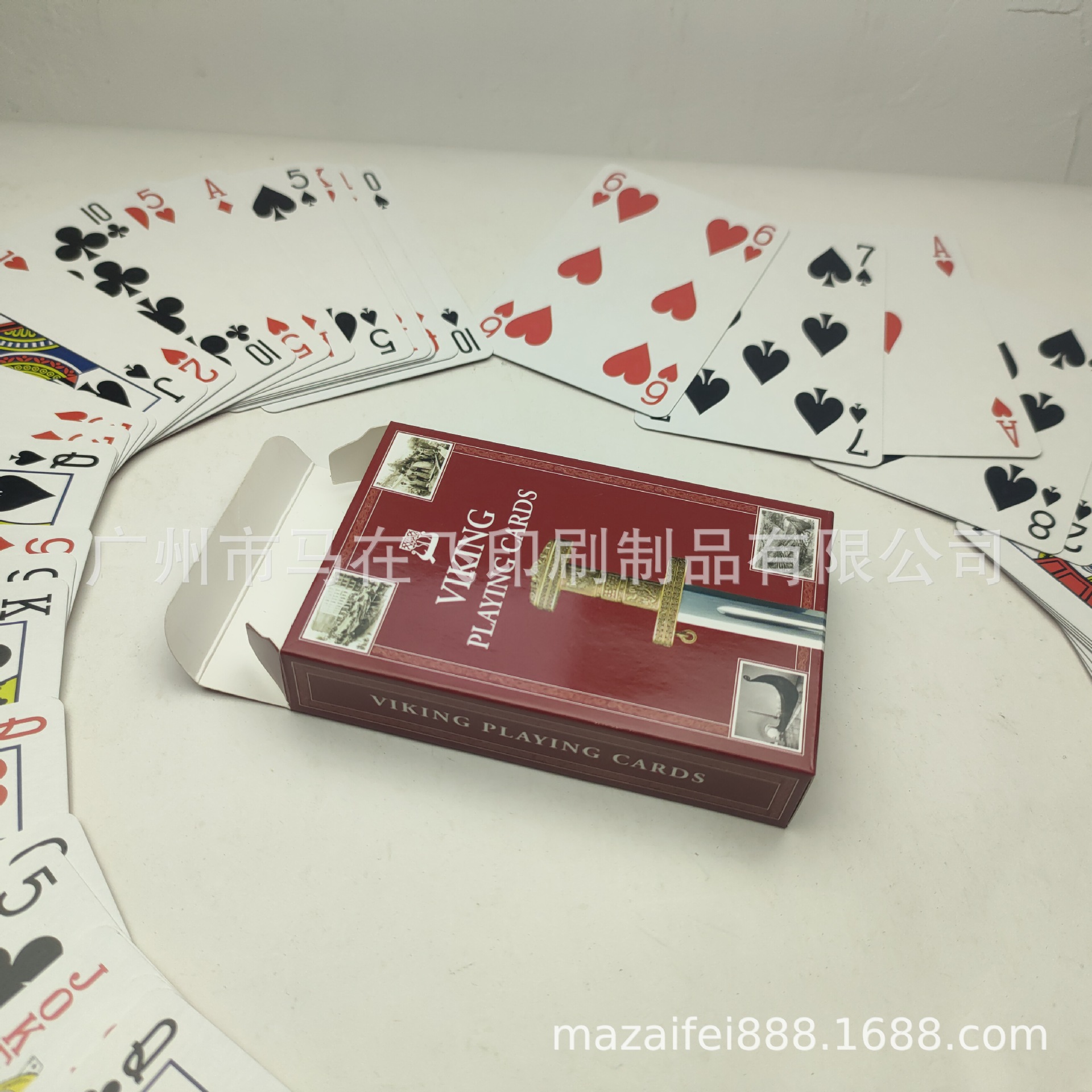 竞技娱乐纸牌掼蛋扑克牌游戏卡牌制定防水耐玩益智休闲桌游卡牌