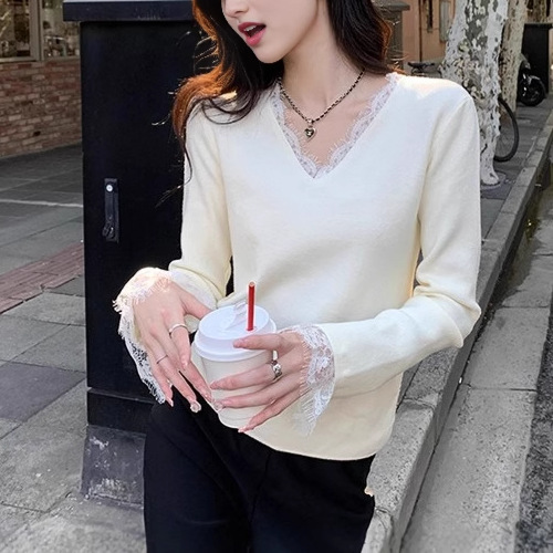 法式蕾丝拼接V领长袖针织衫女秋冬款气质修身内搭打底毛衣女