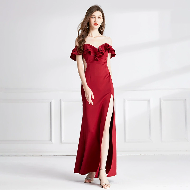 Коктейльное sexy платье, корсет, поясная сумка, длинная юбка, открытые плечи, акцент на бёдрах, покрой в форме рыбий хвост, французский стиль