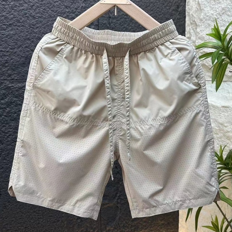 Pantalones cortos de secado rápido para hombres nuevos pantalones de cinco puntos de seda de hielo rectos de verano