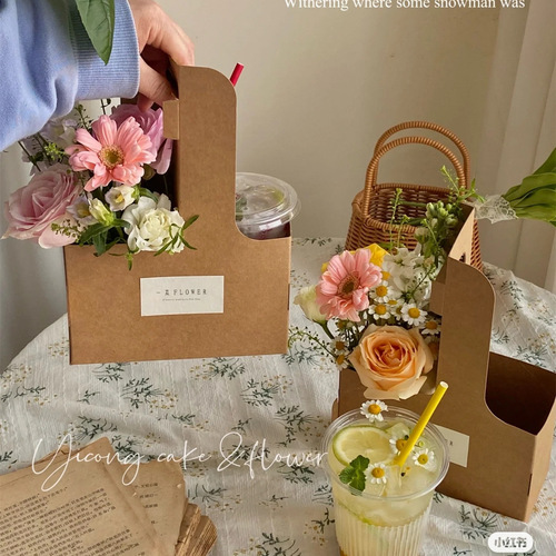 Coffee handheld flower box, flower bouquet, cake box, dessert baking gift box, milk tea takeaway packaging box, kraft paper bag