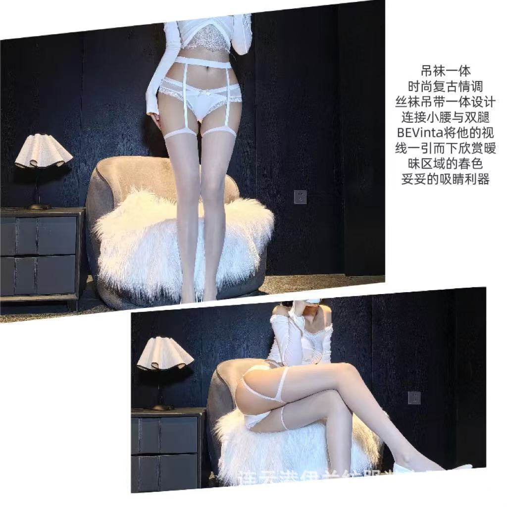Red Silk-Feel Contrast Stockings with White Garter Sling, Ultra-thin Flat Heel — detail image 8