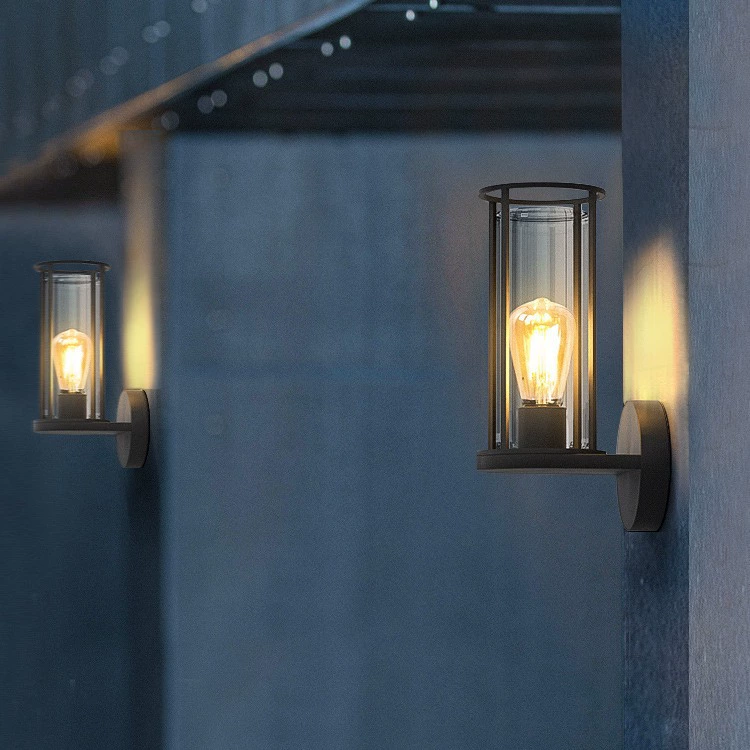 Солнечные Настенные светильники Наружные садовые светильники Уличные газонные светильники Сад Вилла Настенные головные фонари колонны Водонепроницаемые винтажные настенные светильники