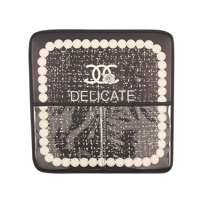 Anti-Kick Mat Double-C Storage Anti-Kick: Chair back anti-kick pad