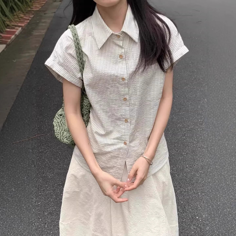 Polo Collar Short-Sleeved Striped Shirt for Women 2026 Summer New Fashion Stylish Shirt Loose Fit Tummy-Covering Top Polo Collar Short-Sleeved Striped Shirt for Women 2026 Summer New Fashion Stylish Shirt Loose Fit Tummy-Covering Top