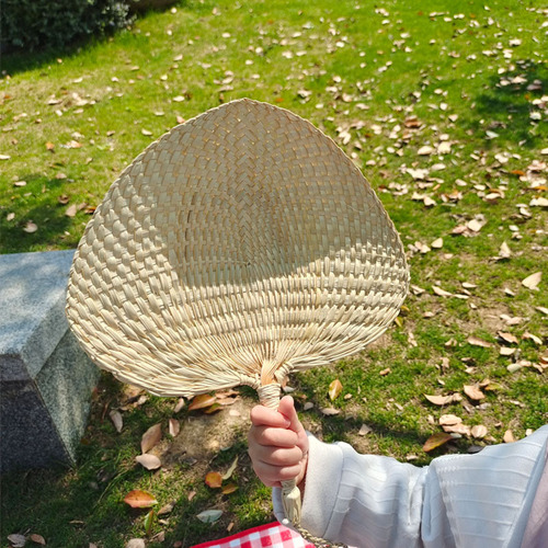 Summer Fan Handmade Old Chinese Style Retro Grass Weaving Baby Mosquito Repellent Fan Rice Leaf Fan Custom Made