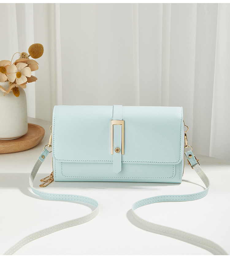 Square Shape Medium Size Women's Medium Pu Leather Solid Color Vintage Style Classic Style Square Magnetic Buckle Crossbody Bag