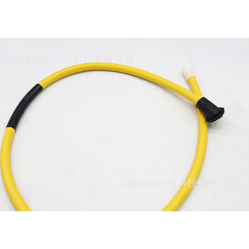 8R0877203A, rear yellow drain pipe for sunroof, suitable for Audi Q5 83B 2.0 35 40T 09-18