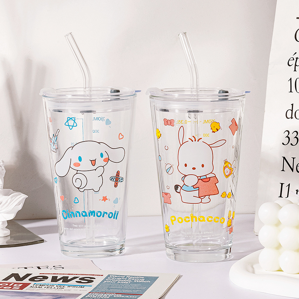 Sanrio vidrio red paja roja taza chica corazón escala taza de leche bebida jugo INS estilo leche taza de té con tapa
