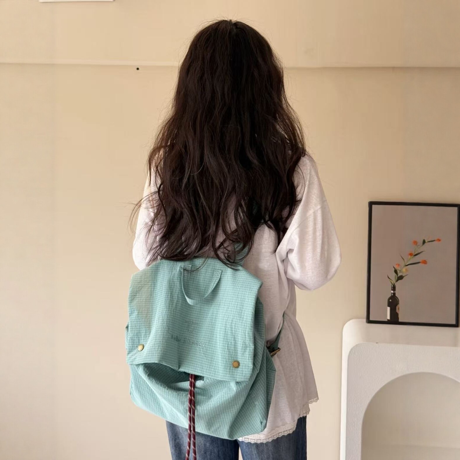 Retro College Style Women's Backpack 2025 New Large Capacity Casual Commuting Women's School Bag Korean Version Ins Shoulder Bag