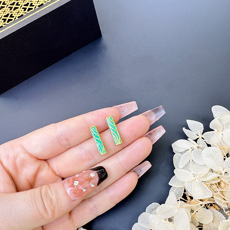 Gufasha oro pinza ardiente azul largo no se desvanece piedra verde largo diapasón Diy accesorios colgante colgante