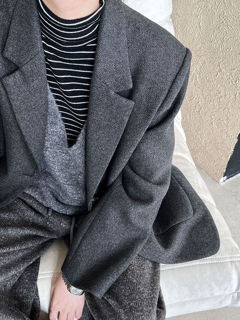 E1B04692-90C3-4FC5-8A65-DBBCA3