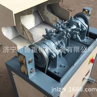 钢筋除锈机螺纹钢钢筋除锈机钢筋雨淋生锈除锈设备一人操作效率高