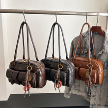 ��������ɫ��Ů��2025�͹Ų�ʿ�D��ͨ��Ҹ�μ��܇�p���OӋ