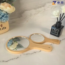 �羳�ֳ��R�ӎ��ֱ�С�ɱ�y�A��ľ���m���Ů�����yСľ�R