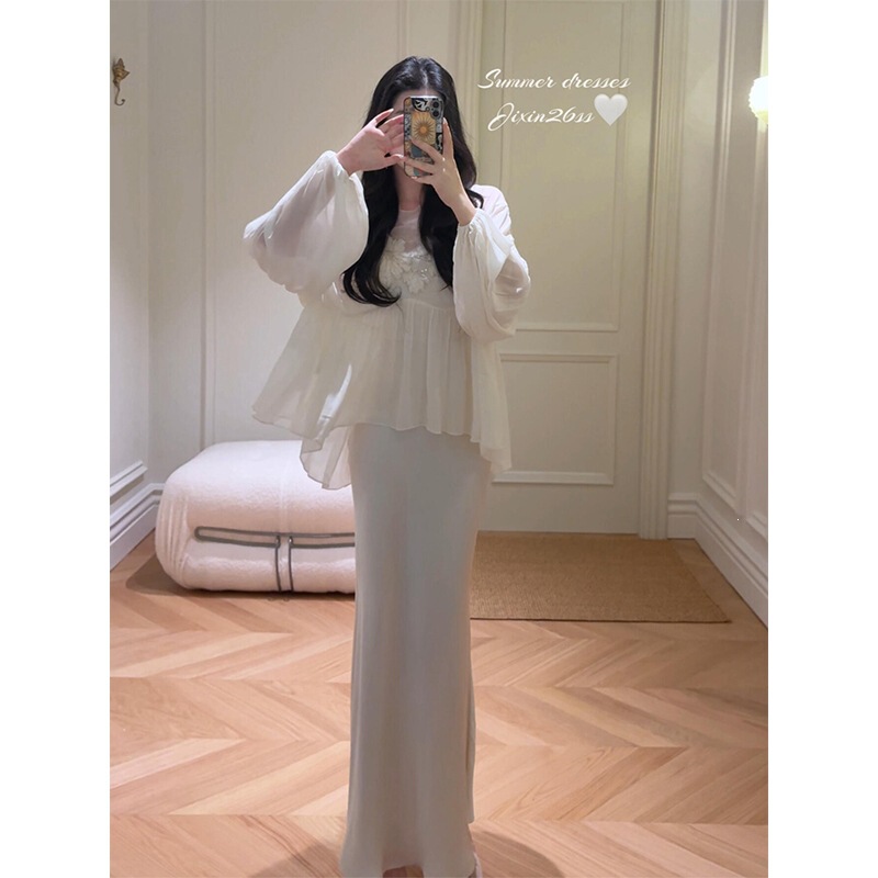 In Stock for Summer: Simple and Gentle Style Round Neck Flared Sleeve Embroidered Chiffon Shirt with Drapey Satin Fishtail Dress Set In Stock for Summer: Simple and Gentle Style Round Neck Flared Sleeve Embroidered Chiffon Shirt with Drapey Satin Fishtail Dress Set