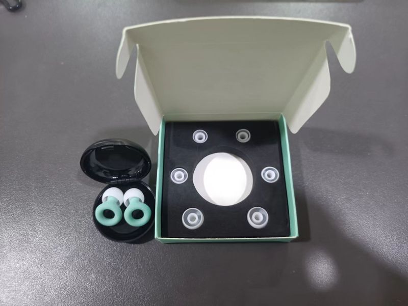 跨境定制款专供硅胶隔音降噪睡眠耳塞挂脖耳塞可定制产品logo颜色|undefined