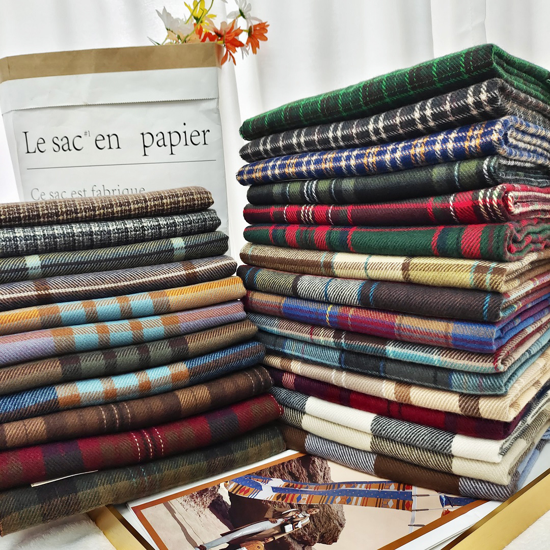 Women's Retro Lattice Polyester Woven Winter Scarves display picture 1