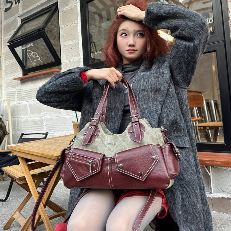 ニッチなデザインのレトロなコントラストカラーのデニムスプライシングシングルショルダー脇の下ハンドヘルドクロスボディバッグ女性用|undefined