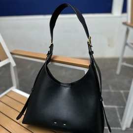 大容量托特包慵懒风包包女2025新小众腋下水桶包真皮单肩通勤大包