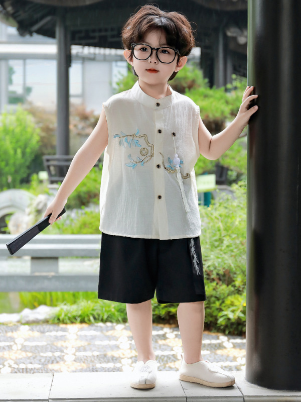 男の子夏の1歳ドレススーツ2025子供ベビーファッショナブルな新しい中国風の夏の新しい刺繍ツーピースセット|undefined