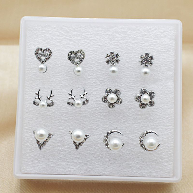 日韩塑料胶针耳钉女抗过敏时尚水钻珍珠盒装简约迷你可爱饰品包邮