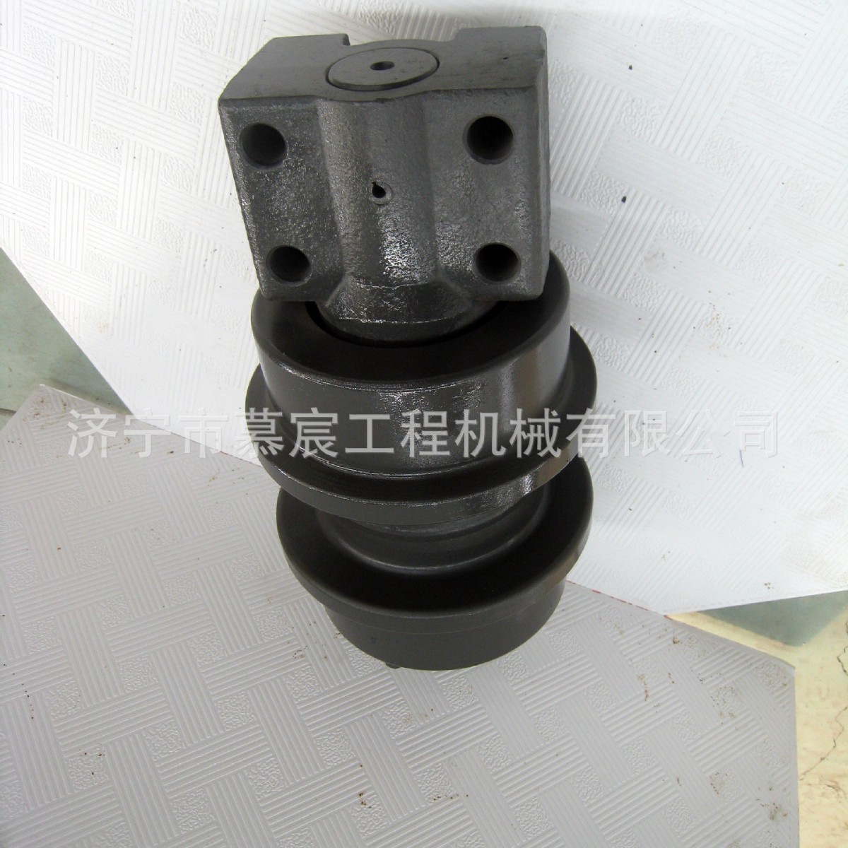 长期供应pc200-7挖掘机拖轮 四轮一带 全车配件  批发零售