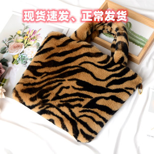 �W���L�«H��ë���y�����������Ůʿ�����ins�r�Іμ�ͨ�ڰ���