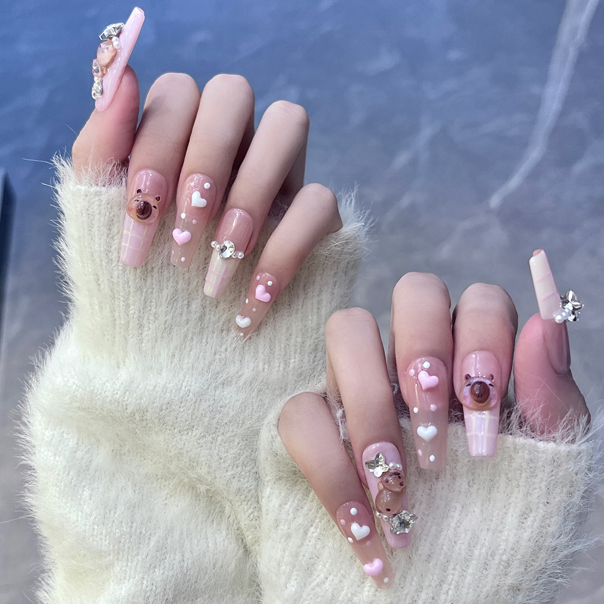 Manos de uso de uñas gradiente blush estereoscópio relieve manicure manicure falsa explosión pura lujo puro manicure