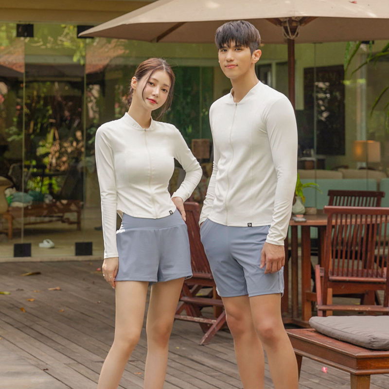 오리지널 화이트 + 라이트 블루 (남성 스타일)
