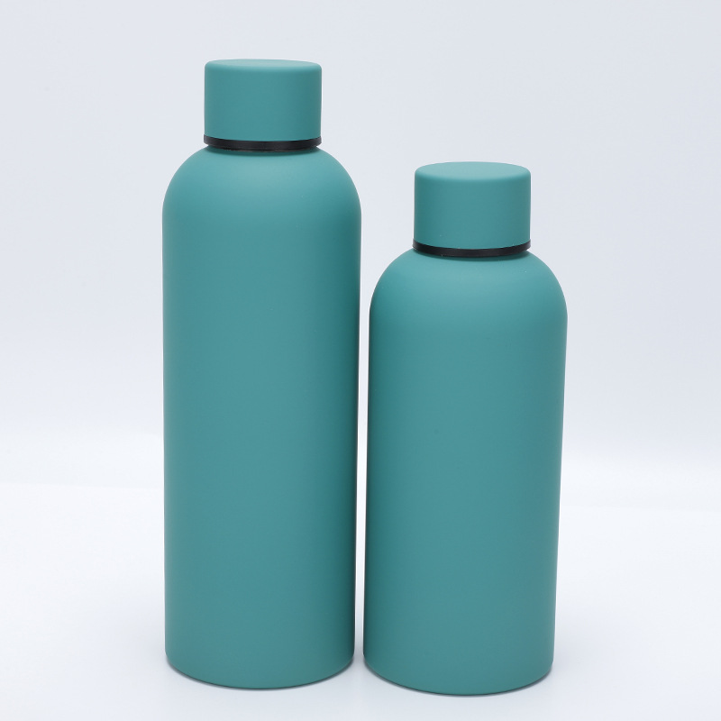 Amazon doble aislamiento de vacío 304 de acero inoxidable pequeña botella portátil deportes hervidor de agua al aire libre botella de cola al por mayor