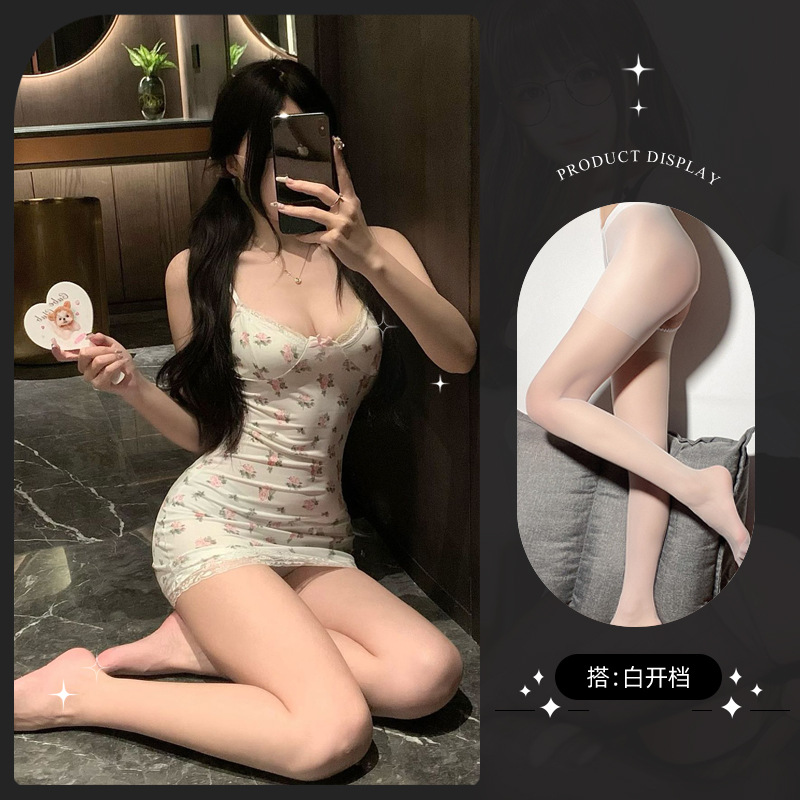 작은 꽃 레이스 멜빵 [가슴 패드 포함] 흰색 양말