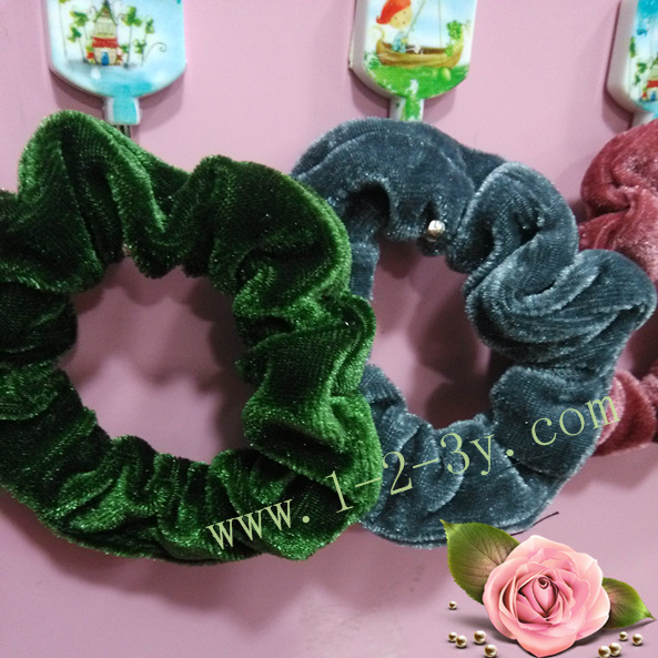 Small flannel hair flower Korean velvet small hair ring large intestine rubber band Small intestine rubber band 1 yuan store jewelry one yuan supply gifts