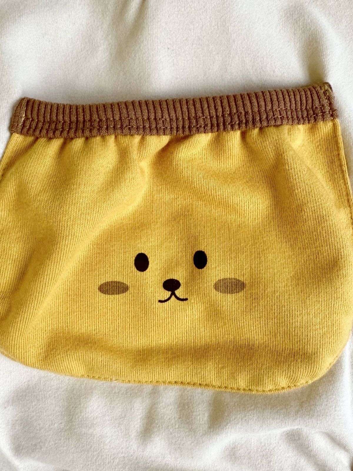 26 nuevos modelos de ropa de bebé estilo coreano para primavera, pelele con bolsillo de parche en forma de oso estilo ins, conjunto de mono para bebé.