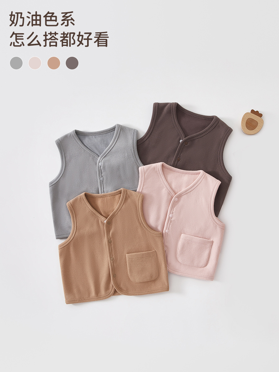Baby chaleco de otoño y invierno vestido exterior chaleco de bebé hombre y mujer abrazadera de caballo de doble cara abrasión ropa recién nacida para niños hombros