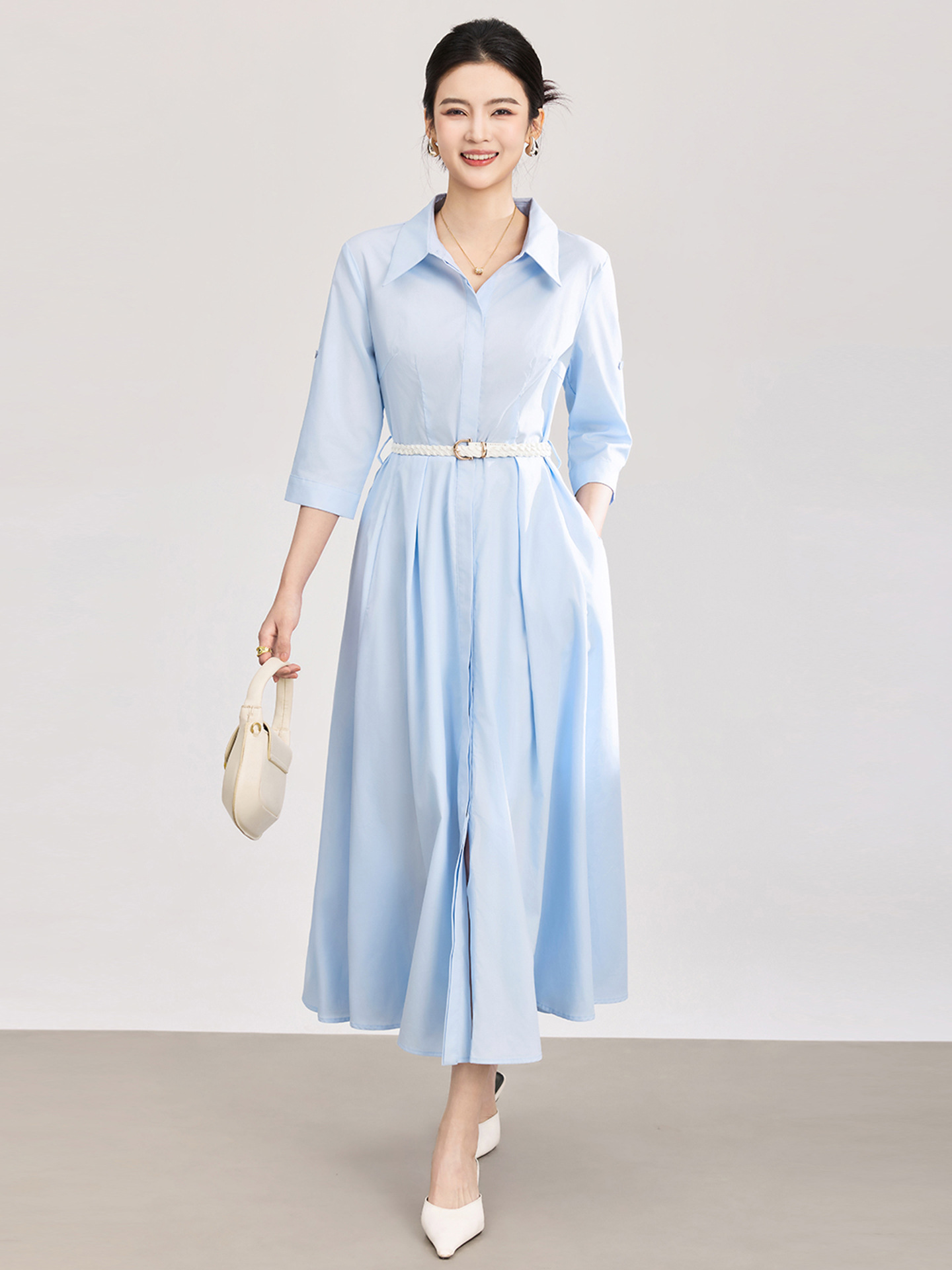 Đầm sơ mi nữ tay dài cổ ve, chất liệu tơ tằm pha cotton, dáng suông thoải mái — xanh lam