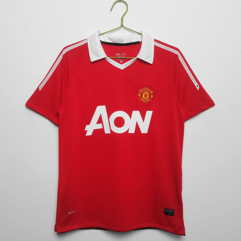 2010-11 manchester united home court
