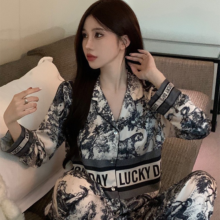 Light Luxury Style High-End Letter Pajamas for Women Spring and Autumn New Style Casual Internet Celebrity Style Home Wear Suit for Outer Wear